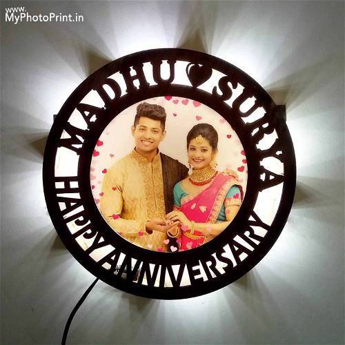 Customized Round Couple Photo Name Board