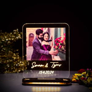 Personalized  Romantic Square Photo Acrylic Lamp, Valentines Day Gift, Couple Gift, Custom Name Desk Lamp, Gift for Her / Him #2457