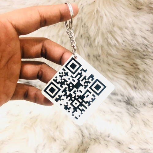 Customized QR Code Keychain 