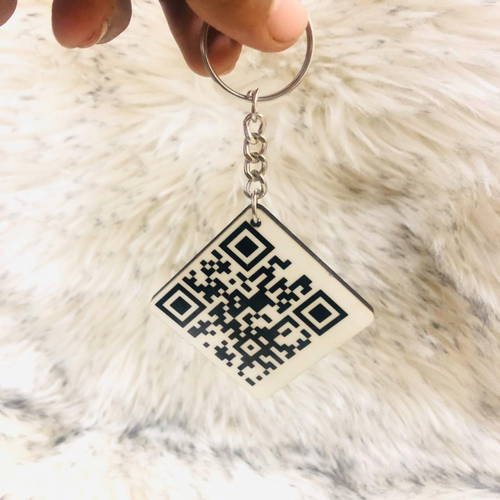 Customized QR Code Keychain 